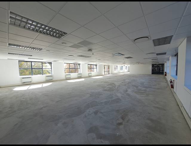 1,575M² OFFICE TO LET IN ILLOVO